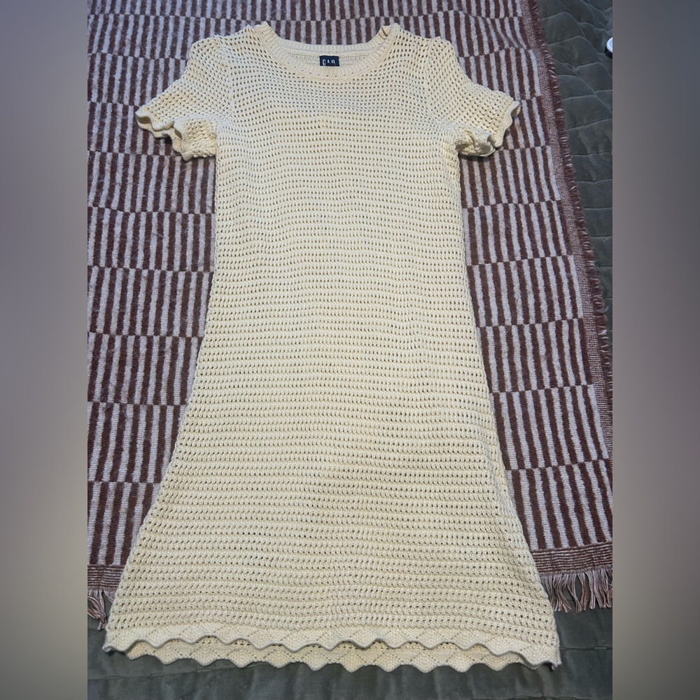 GAP Yellow Crochet Knit Top